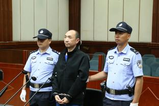 法尔克：拜仁内部讨论引进弗林蓬，但萨利在任时搁置了这个议题